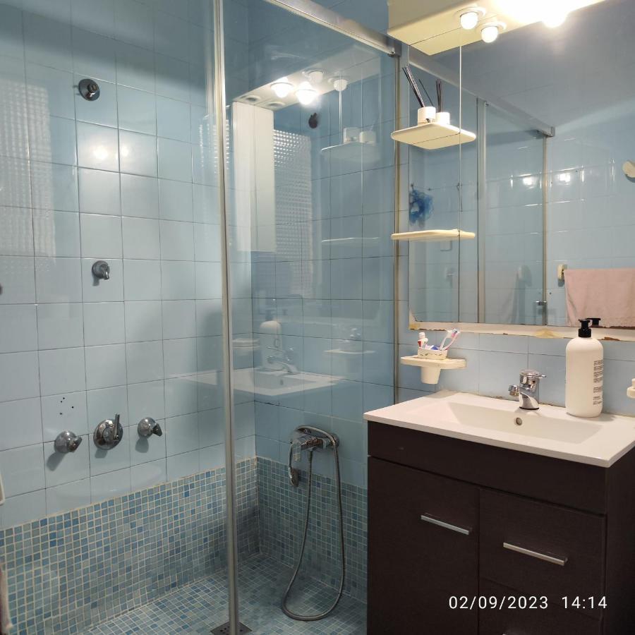 Apto Barcelona C R Apartment Santa Coloma de Gramenet Ngoại thất bức ảnh