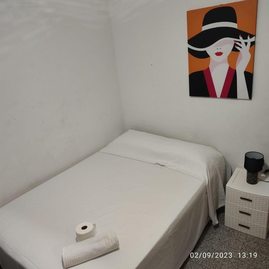 Apto Barcelona C R Apartment Santa Coloma de Gramenet Ngoại thất bức ảnh